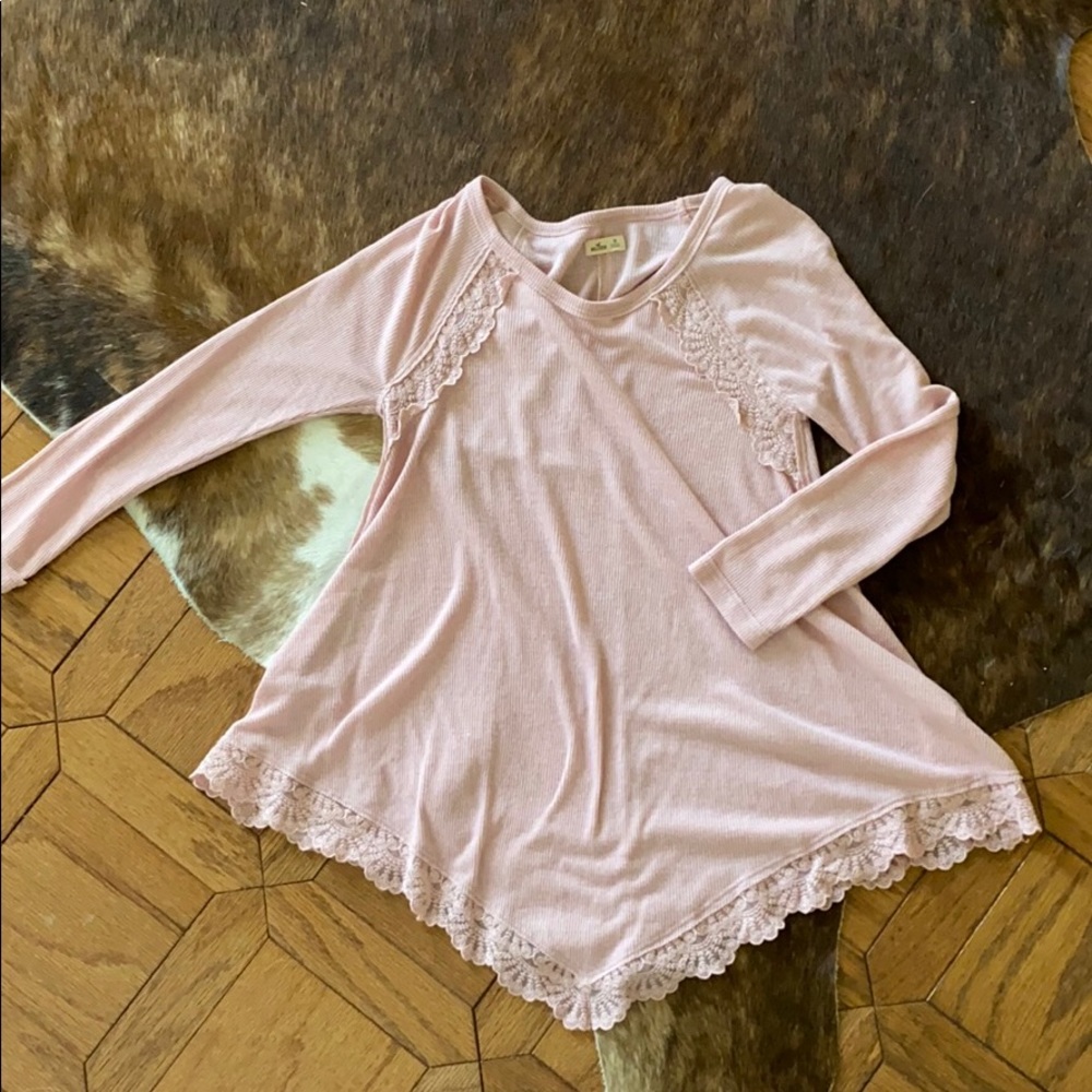 Three quarter sleeve pink tunic
